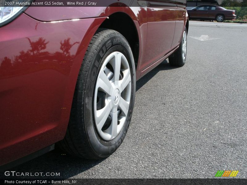 Wine Red / Gray 2007 Hyundai Accent GLS Sedan