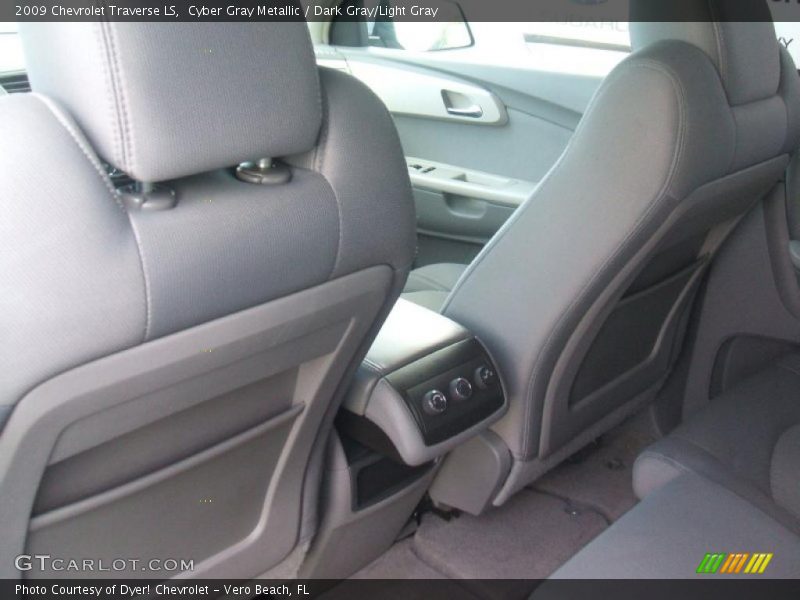 Cyber Gray Metallic / Dark Gray/Light Gray 2009 Chevrolet Traverse LS