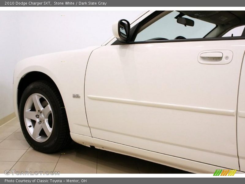 Stone White / Dark Slate Gray 2010 Dodge Charger SXT