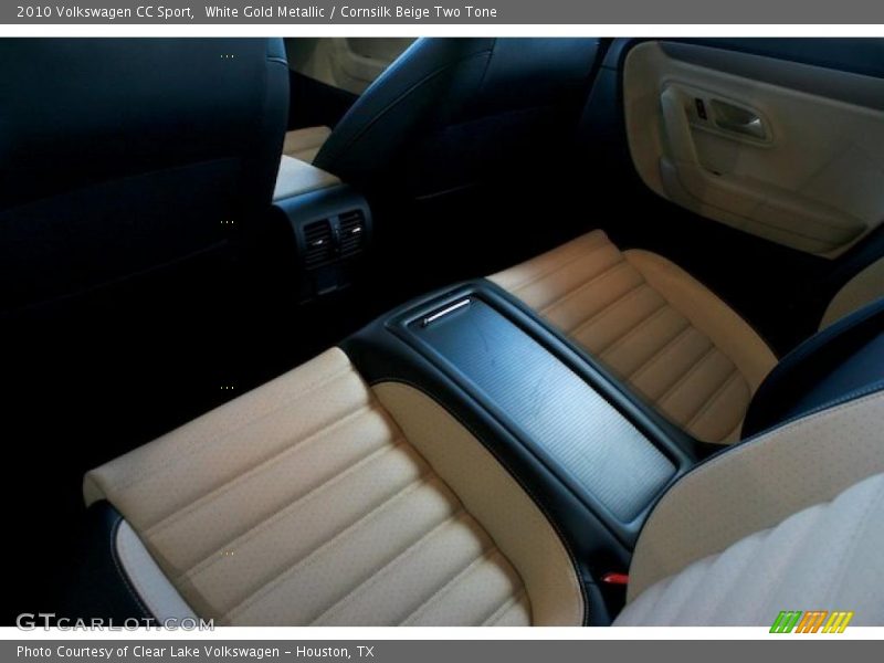 White Gold Metallic / Cornsilk Beige Two Tone 2010 Volkswagen CC Sport