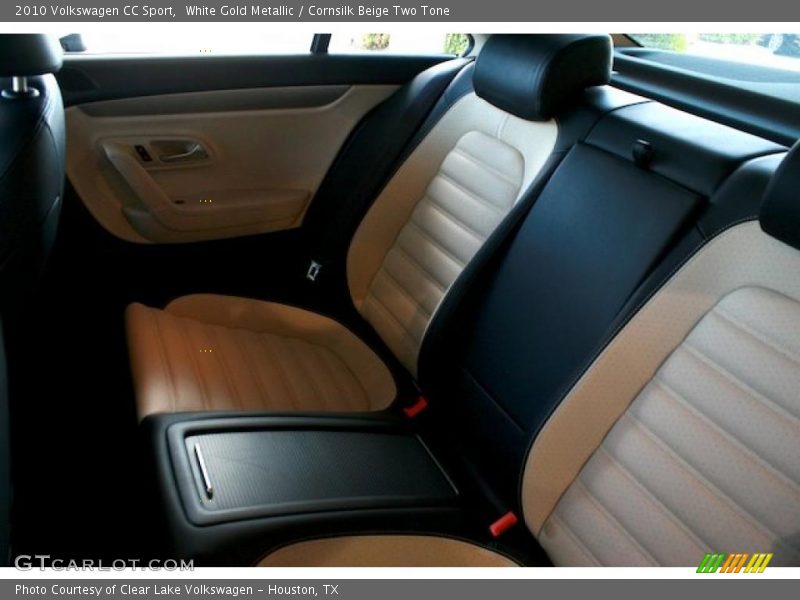 White Gold Metallic / Cornsilk Beige Two Tone 2010 Volkswagen CC Sport