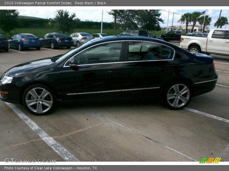 Deep Black / Black 2010 Volkswagen Passat Komfort Sedan