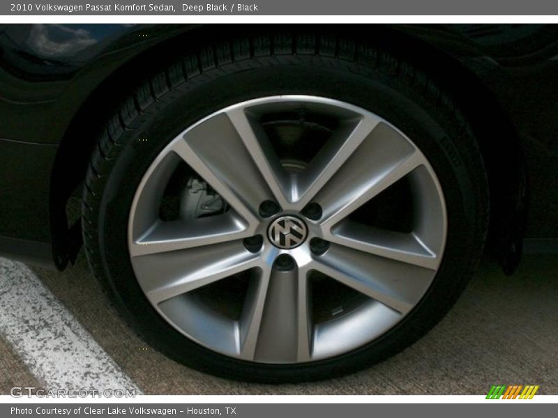 Deep Black / Black 2010 Volkswagen Passat Komfort Sedan
