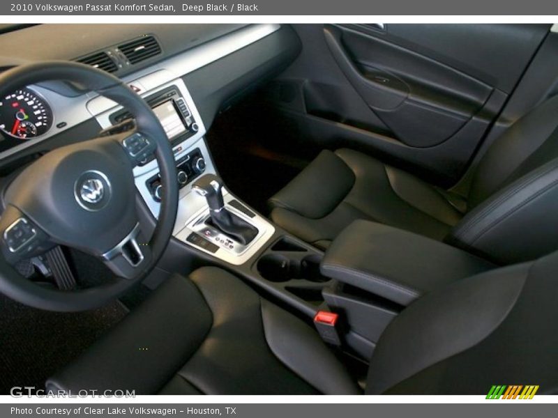 Deep Black / Black 2010 Volkswagen Passat Komfort Sedan