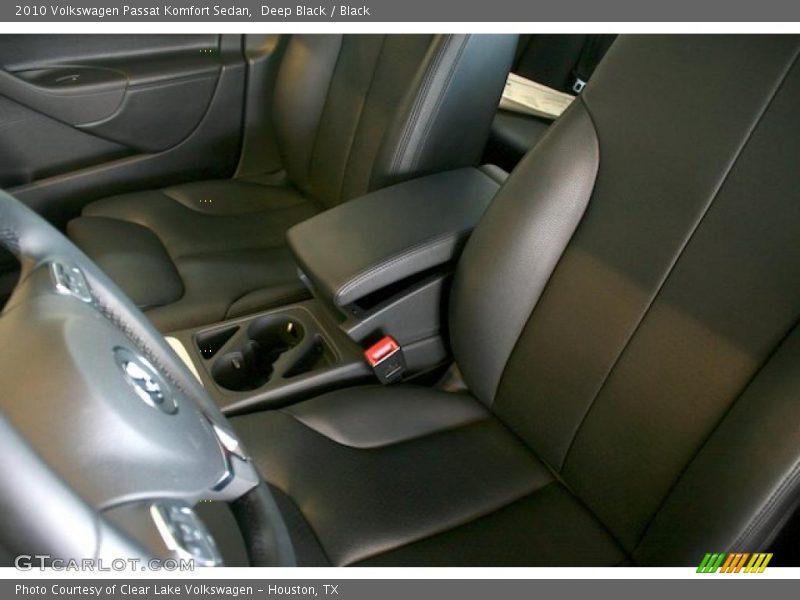 Deep Black / Black 2010 Volkswagen Passat Komfort Sedan