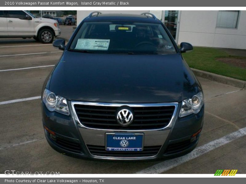 Island Gray Metallic / Black 2010 Volkswagen Passat Komfort Wagon
