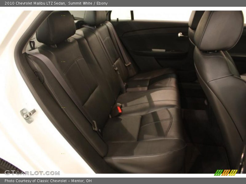 Summit White / Ebony 2010 Chevrolet Malibu LTZ Sedan