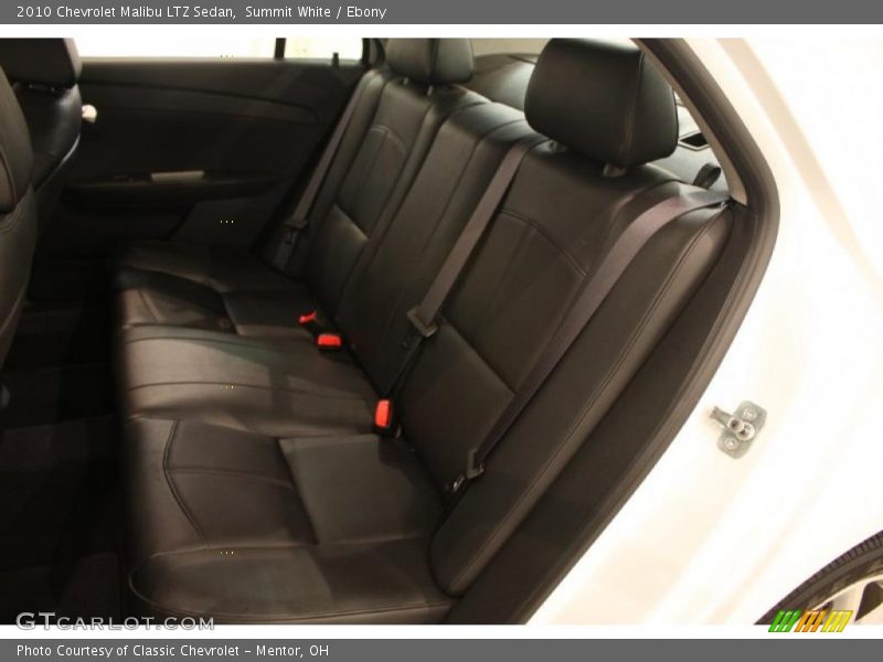 Summit White / Ebony 2010 Chevrolet Malibu LTZ Sedan