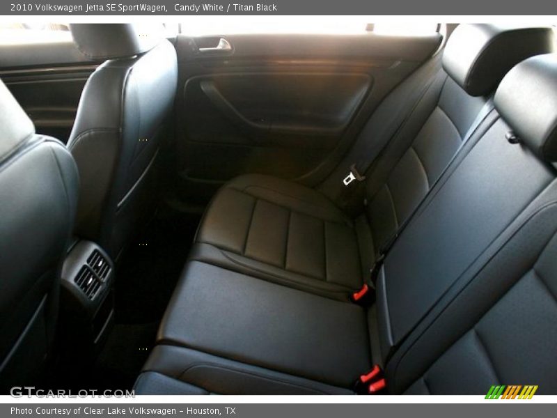 Candy White / Titan Black 2010 Volkswagen Jetta SE SportWagen
