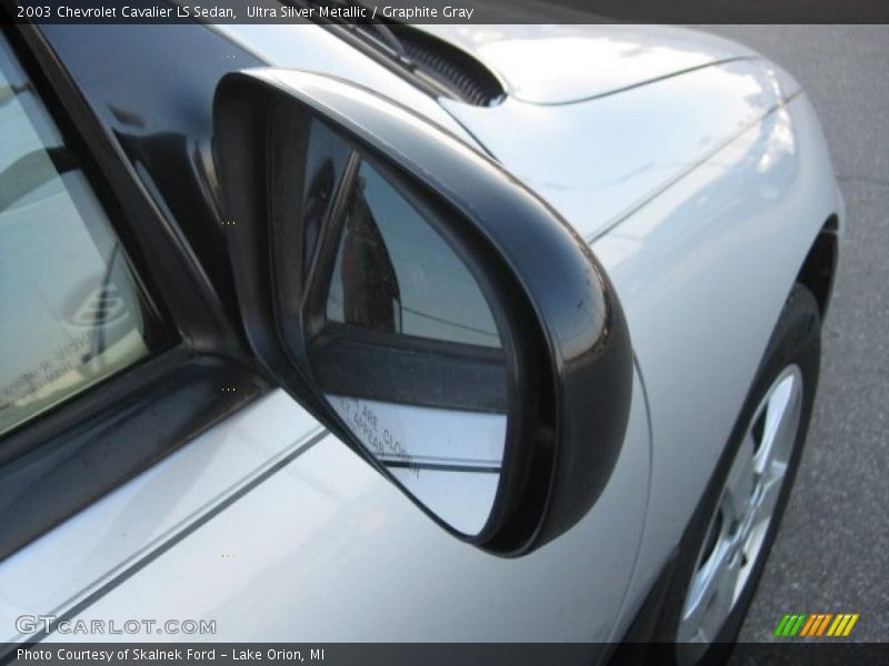 Ultra Silver Metallic / Graphite Gray 2003 Chevrolet Cavalier LS Sedan