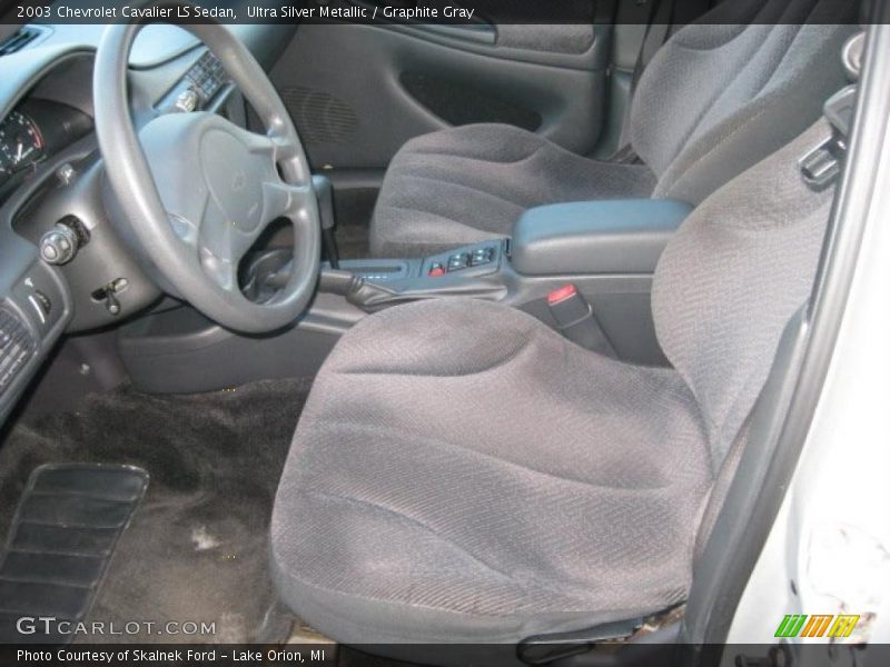 Ultra Silver Metallic / Graphite Gray 2003 Chevrolet Cavalier LS Sedan