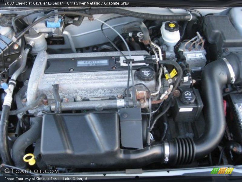 Ultra Silver Metallic / Graphite Gray 2003 Chevrolet Cavalier LS Sedan