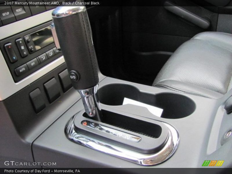 Black / Charcoal Black 2007 Mercury Mountaineer AWD