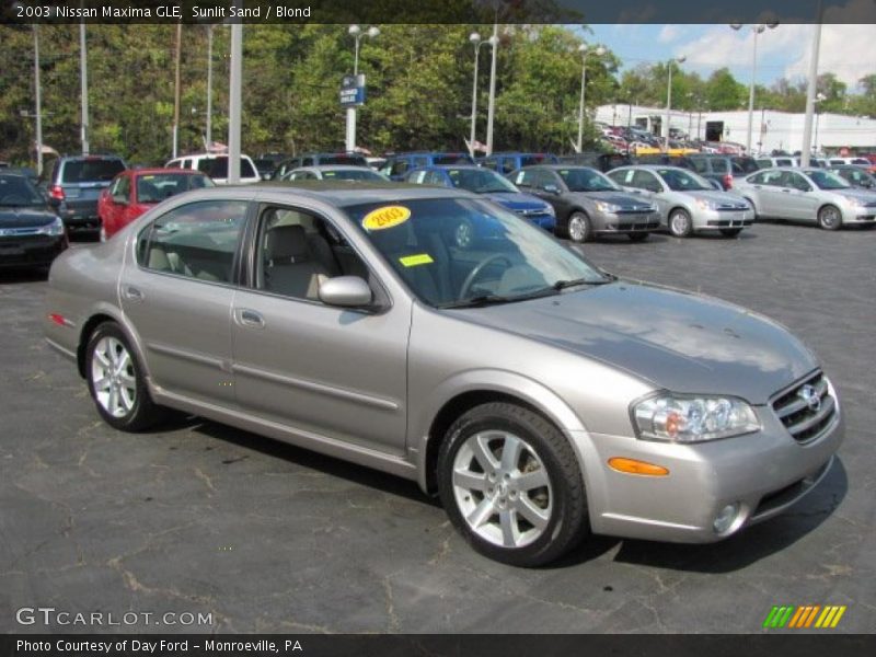 Sunlit Sand / Blond 2003 Nissan Maxima GLE