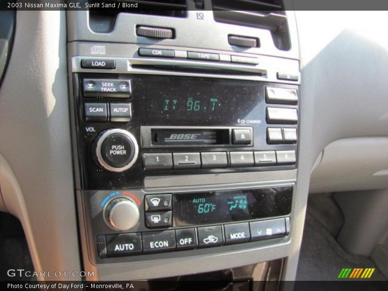 Sunlit Sand / Blond 2003 Nissan Maxima GLE