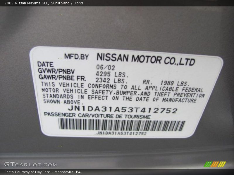 Sunlit Sand / Blond 2003 Nissan Maxima GLE