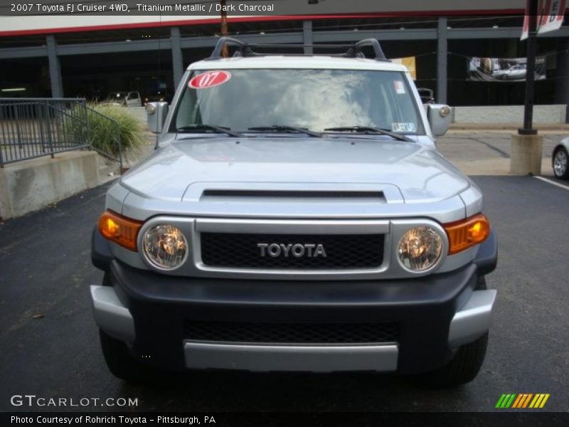 Titanium Metallic / Dark Charcoal 2007 Toyota FJ Cruiser 4WD