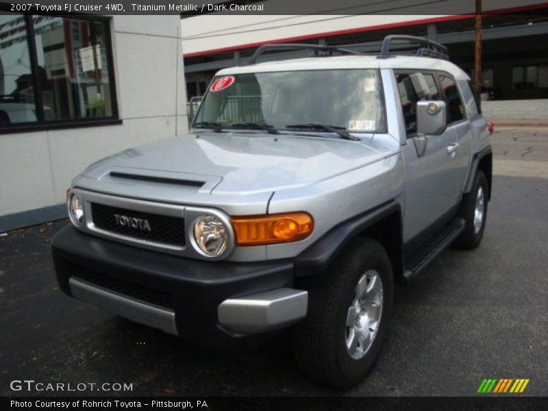 Titanium Metallic / Dark Charcoal 2007 Toyota FJ Cruiser 4WD