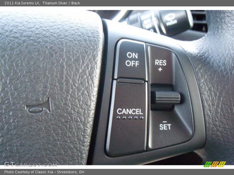 Titanium Silver / Black 2011 Kia Sorento LX