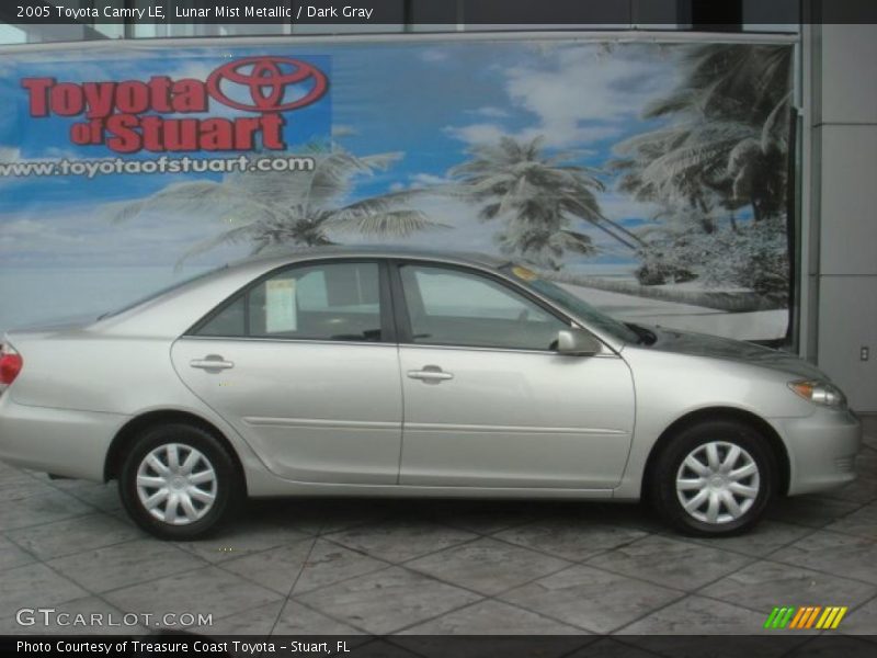 Lunar Mist Metallic / Dark Gray 2005 Toyota Camry LE