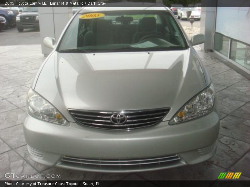 Lunar Mist Metallic / Dark Gray 2005 Toyota Camry LE