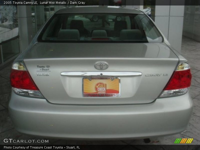 Lunar Mist Metallic / Dark Gray 2005 Toyota Camry LE