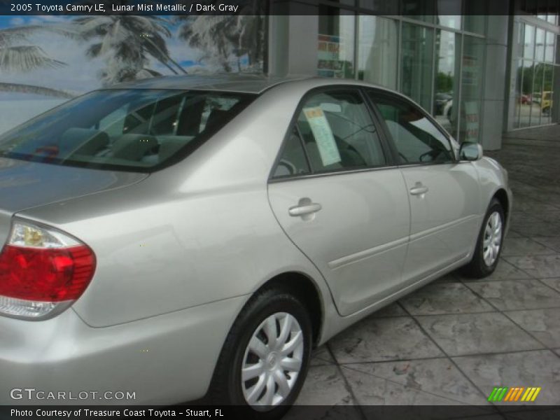 Lunar Mist Metallic / Dark Gray 2005 Toyota Camry LE