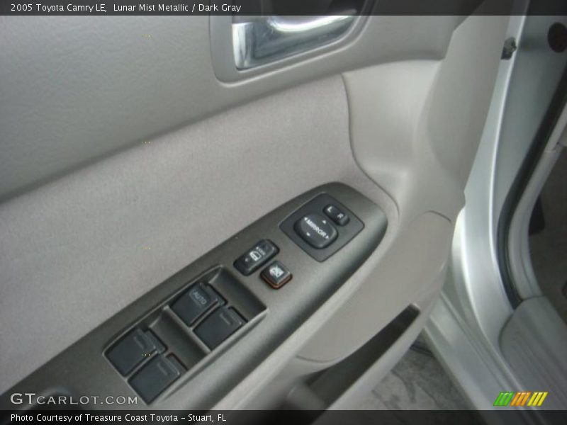 Lunar Mist Metallic / Dark Gray 2005 Toyota Camry LE