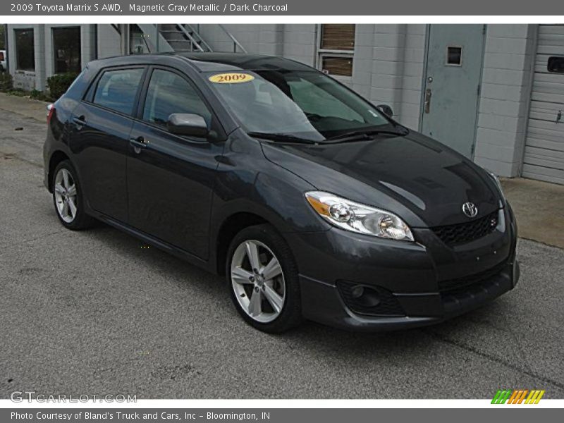 Magnetic Gray Metallic / Dark Charcoal 2009 Toyota Matrix S AWD