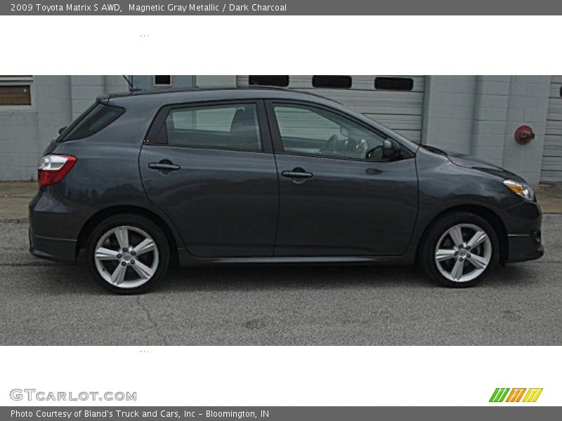 Magnetic Gray Metallic / Dark Charcoal 2009 Toyota Matrix S AWD