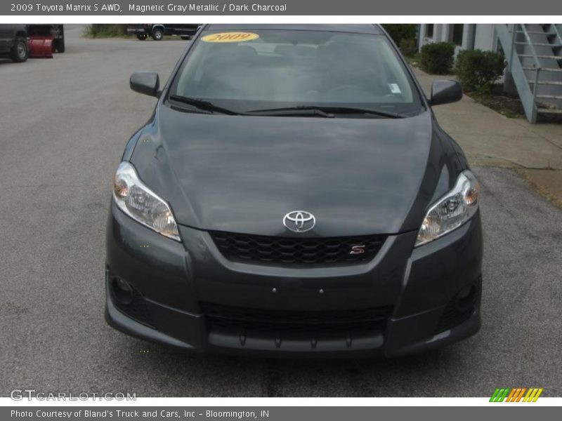 Magnetic Gray Metallic / Dark Charcoal 2009 Toyota Matrix S AWD
