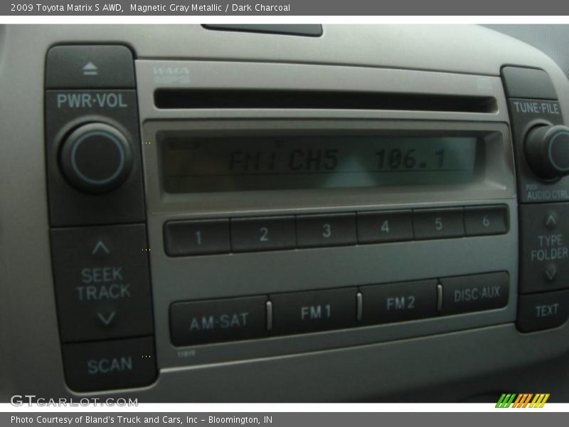 Magnetic Gray Metallic / Dark Charcoal 2009 Toyota Matrix S AWD