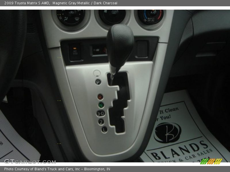 Magnetic Gray Metallic / Dark Charcoal 2009 Toyota Matrix S AWD