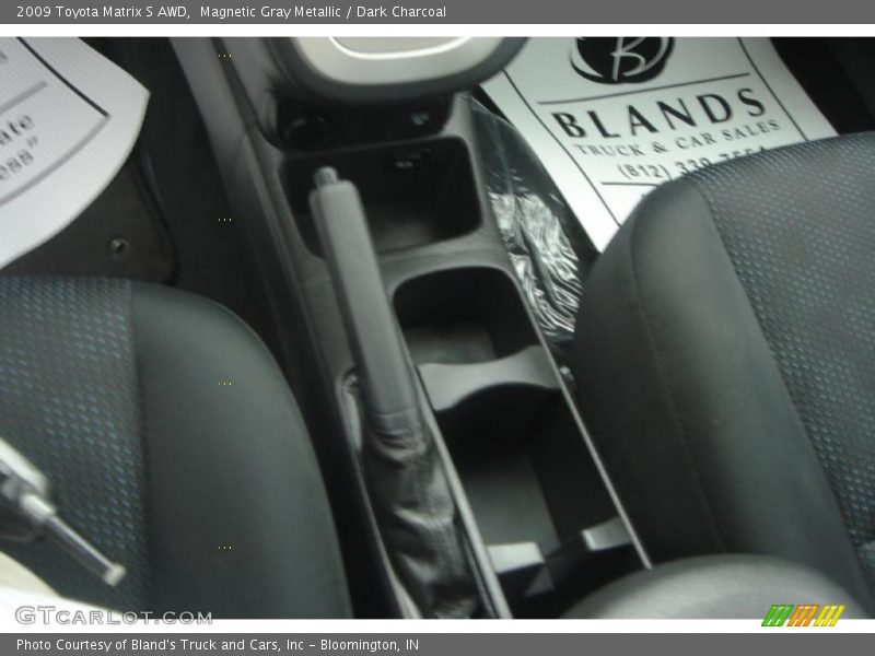 Magnetic Gray Metallic / Dark Charcoal 2009 Toyota Matrix S AWD