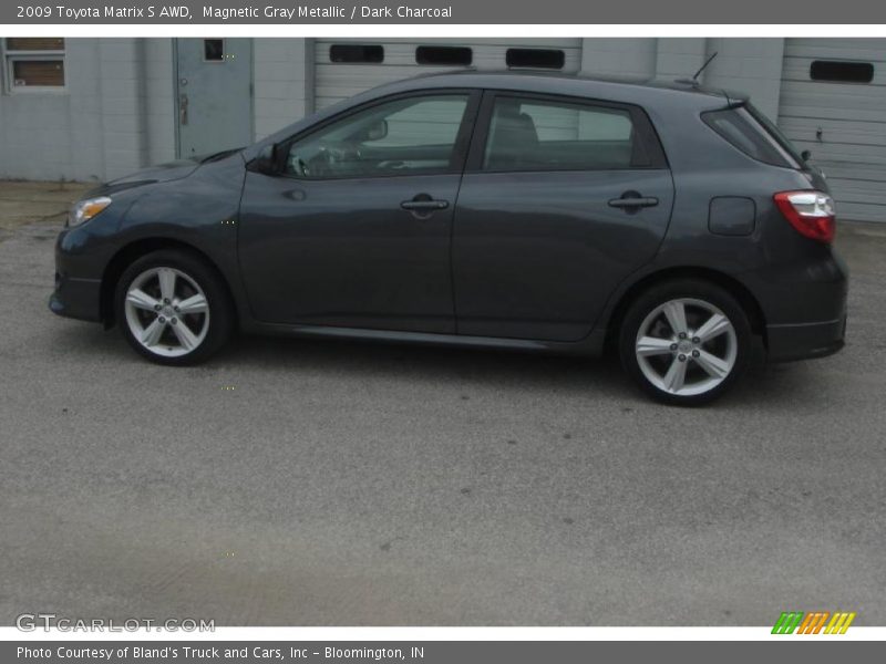 Magnetic Gray Metallic / Dark Charcoal 2009 Toyota Matrix S AWD