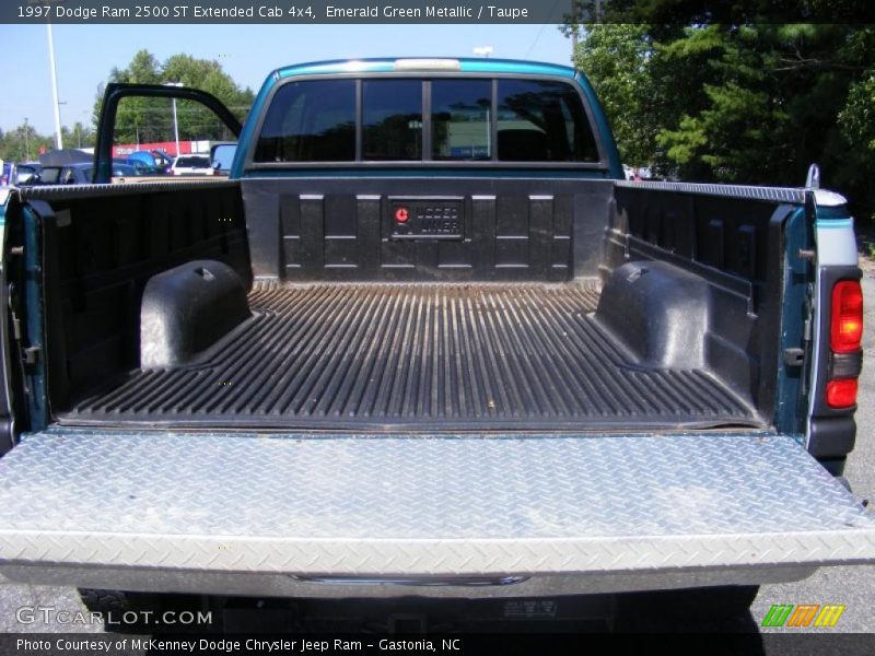 Emerald Green Metallic / Taupe 1997 Dodge Ram 2500 ST Extended Cab 4x4