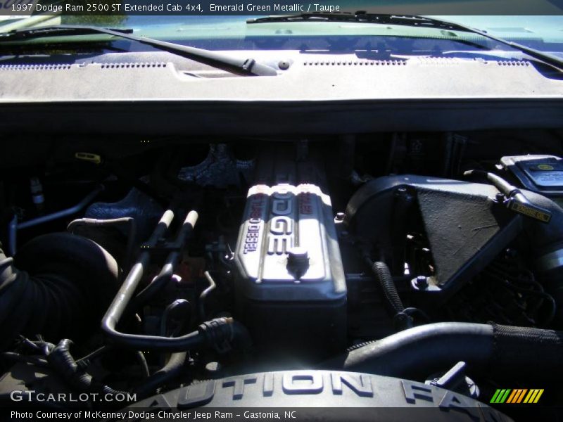 Emerald Green Metallic / Taupe 1997 Dodge Ram 2500 ST Extended Cab 4x4