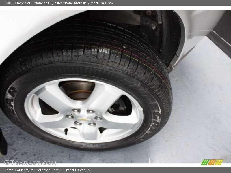 Silverstone Metallic / Medium Gray 2007 Chevrolet Uplander LT
