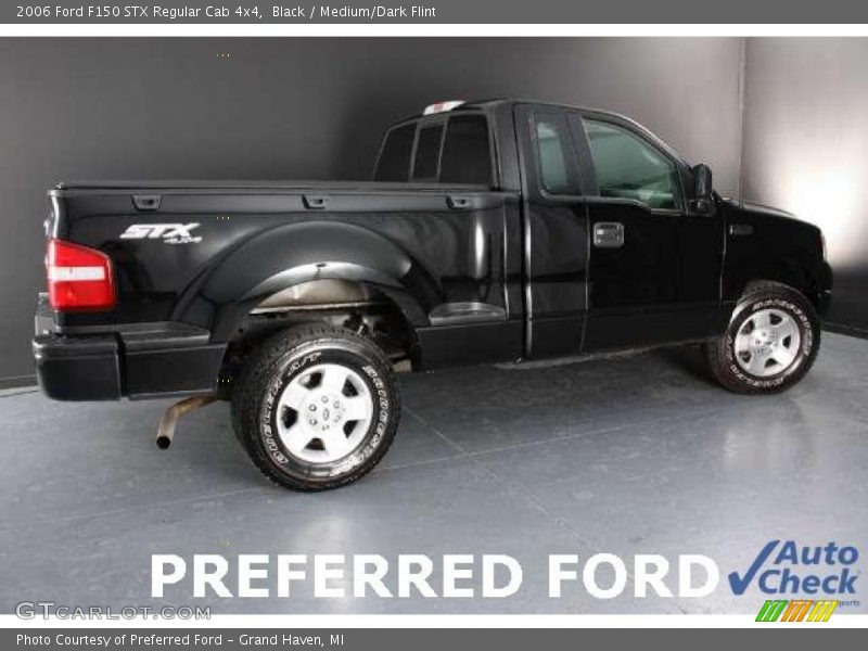 Black / Medium/Dark Flint 2006 Ford F150 STX Regular Cab 4x4