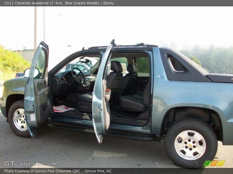 Blue Granite Metallic / Ebony 2011 Chevrolet Avalanche LT 4x4