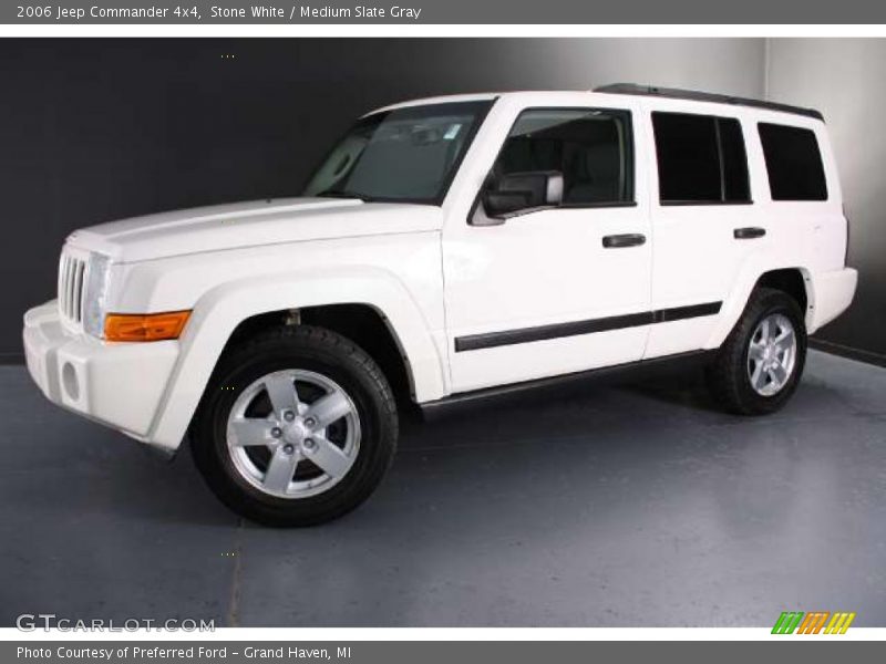 Stone White / Medium Slate Gray 2006 Jeep Commander 4x4