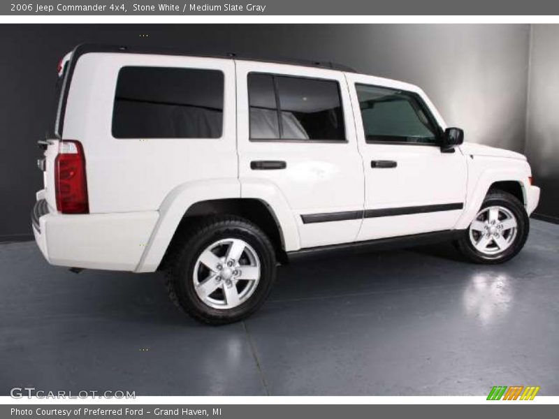 Stone White / Medium Slate Gray 2006 Jeep Commander 4x4
