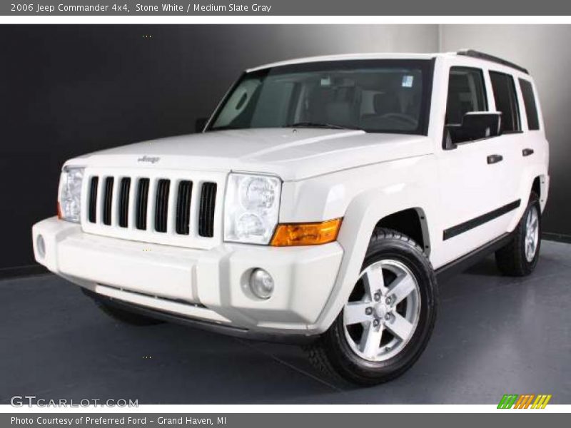 Stone White / Medium Slate Gray 2006 Jeep Commander 4x4