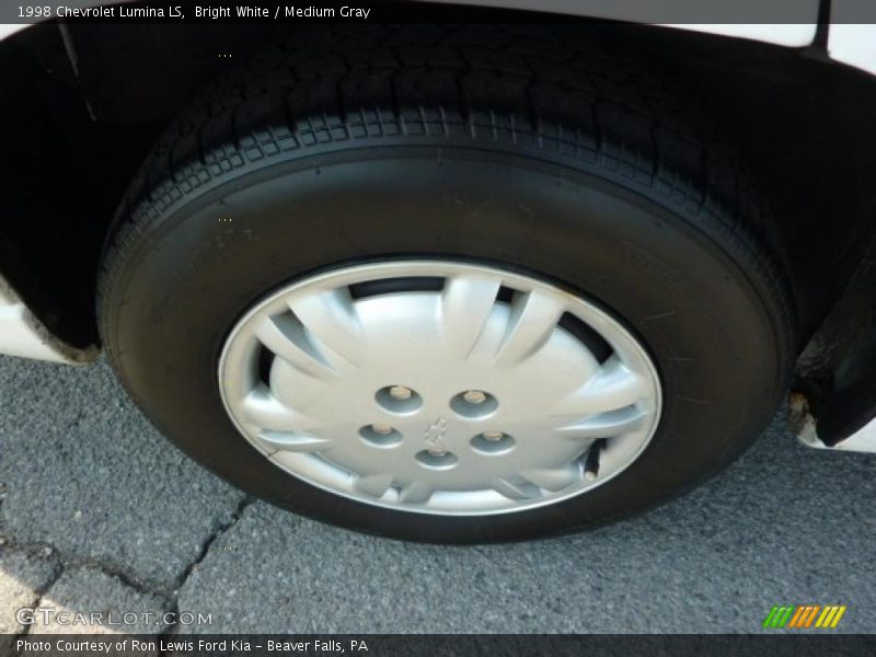 Bright White / Medium Gray 1998 Chevrolet Lumina LS