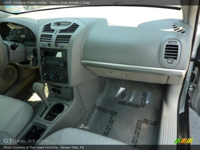 Galaxy Silver Metallic / Gray 2005 Chevrolet Malibu Sedan