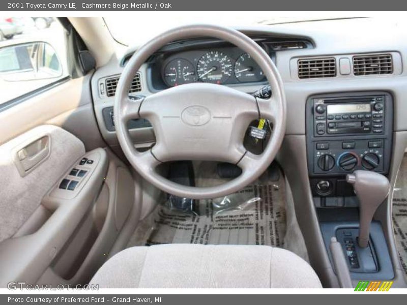 Cashmere Beige Metallic / Oak 2001 Toyota Camry LE