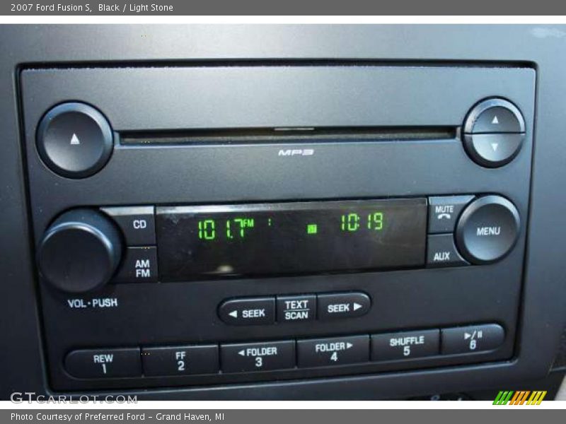 Black / Light Stone 2007 Ford Fusion S