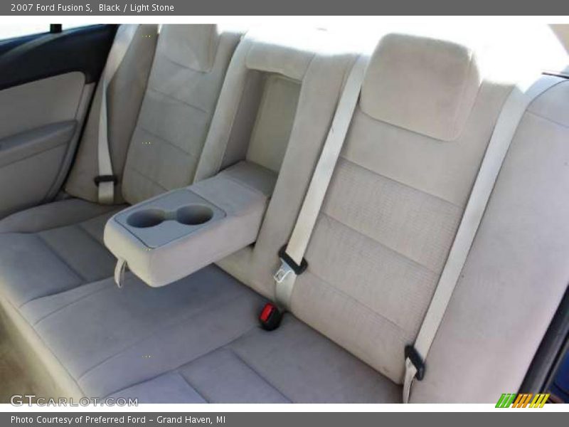 Black / Light Stone 2007 Ford Fusion S