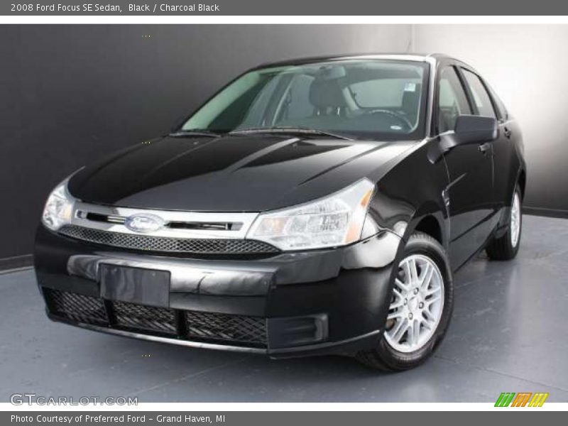 Black / Charcoal Black 2008 Ford Focus SE Sedan