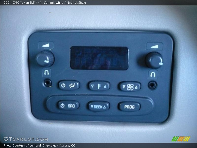 Summit White / Neutral/Shale 2004 GMC Yukon SLT 4x4